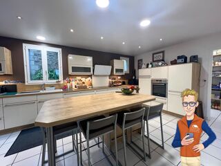  Maison  vendre 7 pices 295 m