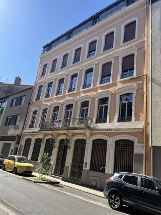  Appartement � vendre 4 pi�ces 162 m�