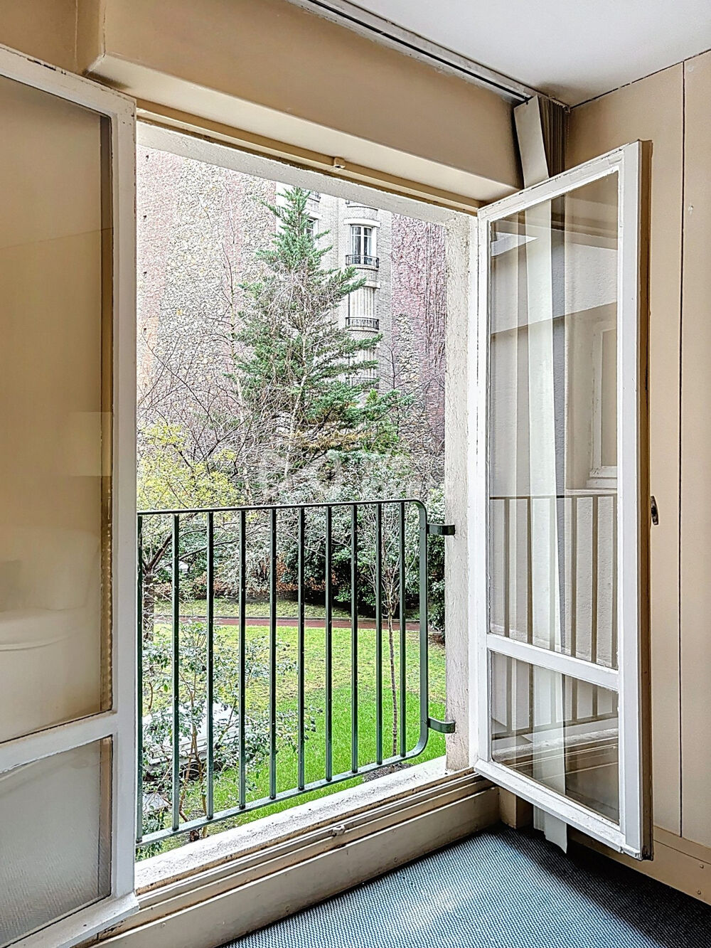   Appartement 5 pièces – 96 m² – Fort potentiel habitation o Paris 16