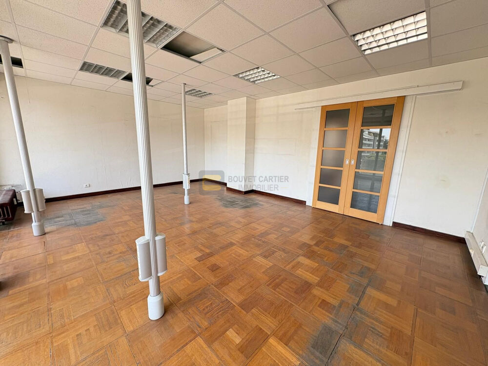 Vente Appartement ANNEMASSE - Appartement T3 de 87,17 m² avec cave et garage Annemasse