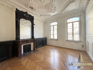  Appartement à louer 2 pièces 70 m²