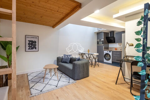   Pentes Croix-Rousse � T1 avec mezzanine dans superbe r�habili Appartement - 1 pi�ce(s) - 28 m�