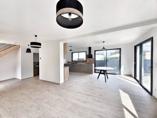  Maison à louer 4 pièces 108 m²