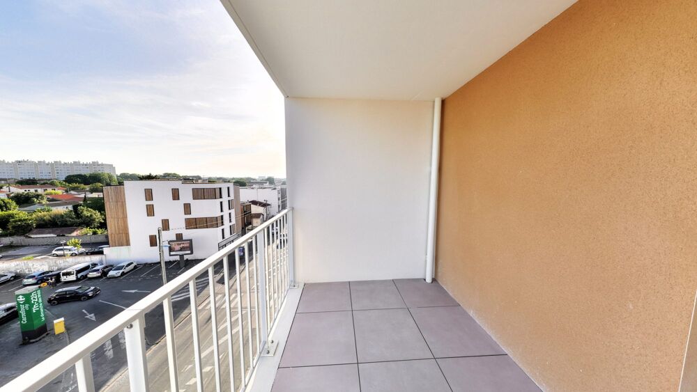 Vente Appartement T4 lumineux 4è étage doubel terrasse La rochelle