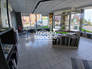  Immeuble � vendre 326 m�