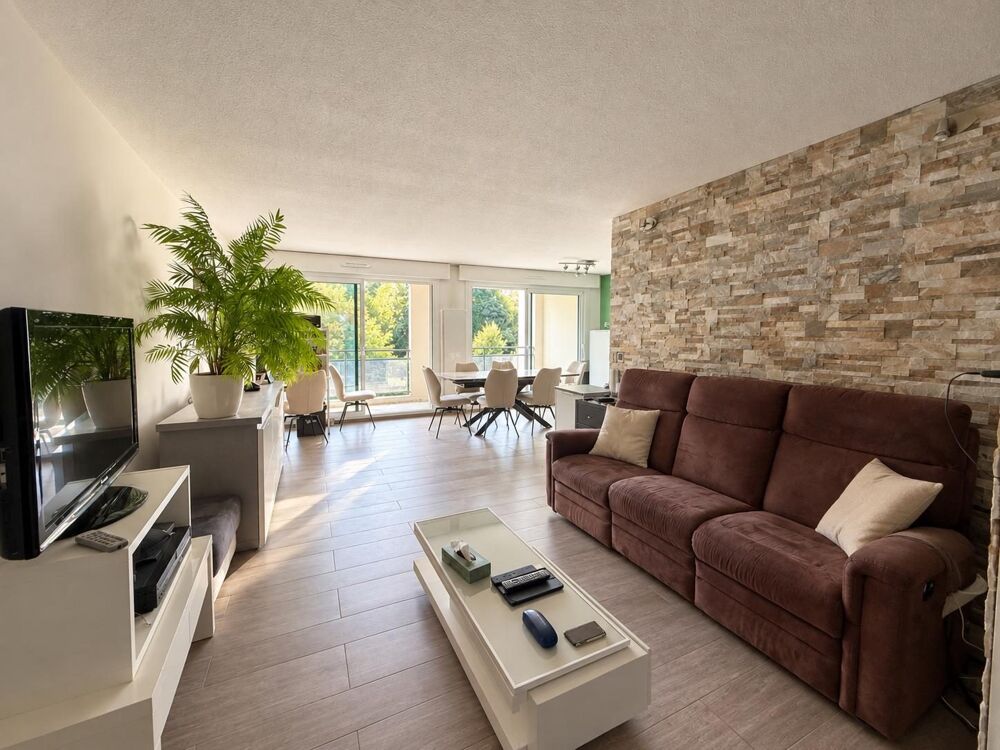 à vendre  Appartement Annecy-le-Vieux (74940)