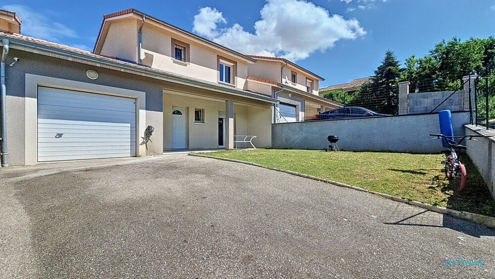 Maison T5 - 3 Ch - 87m2 - Terrain 230m2