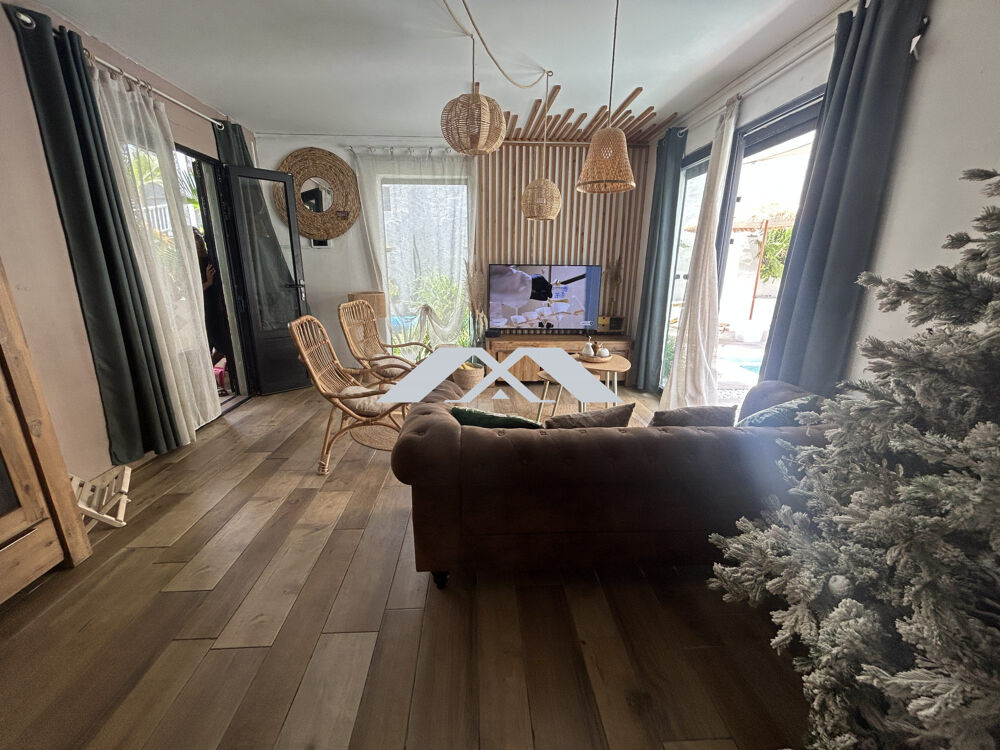 Maison familiale rénovée avec piscine chauffée  Saint-Andr