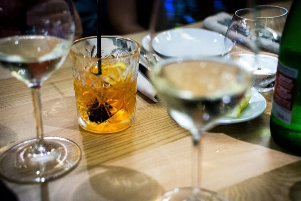   Brotteaux_Bar avec extraction et superbe terrasse 