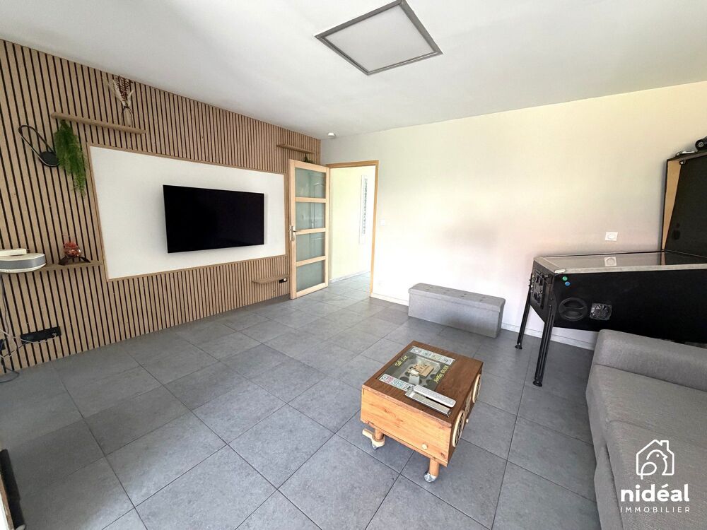 Maison familiale 115 m²  Ferrière-la-Grande  148 000 €