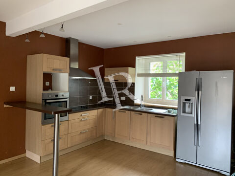   Maison avec terrasse et stationnement Maison - 3 pice(s) - 90 m