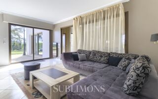  Maison à vendre 12 pièces 443 m²