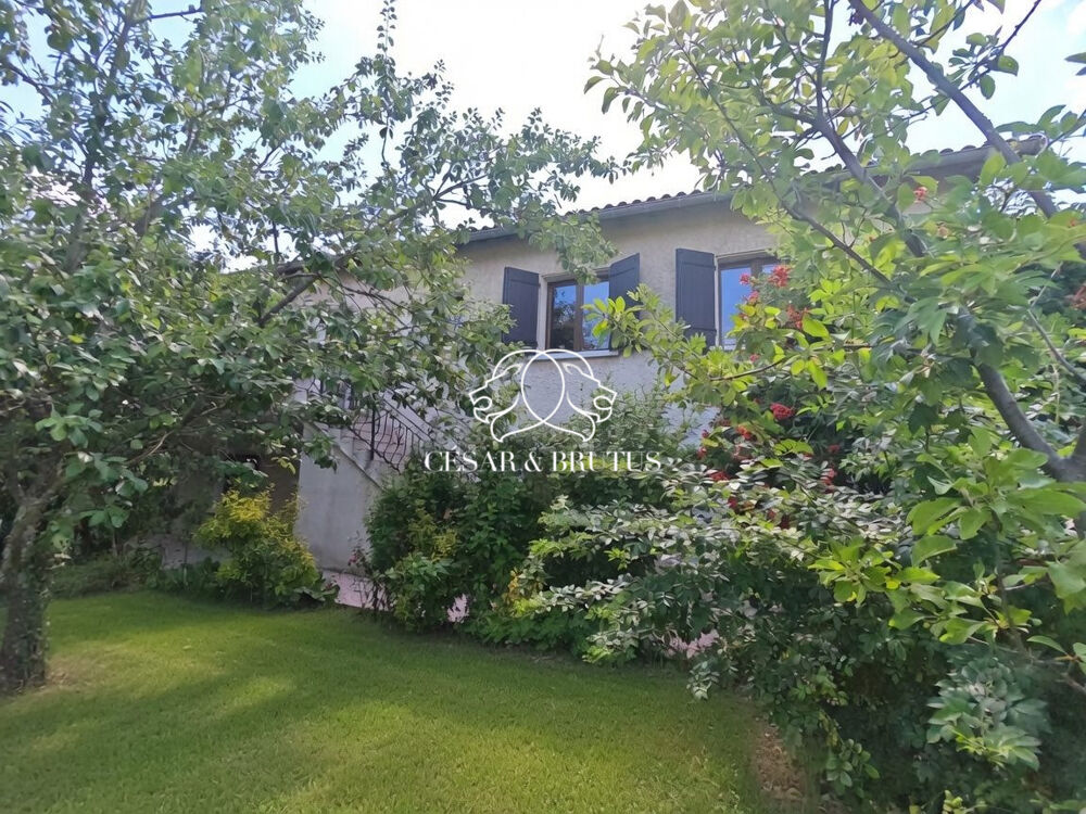 à vendre  Maison Saint-Genis-Laval (69230)