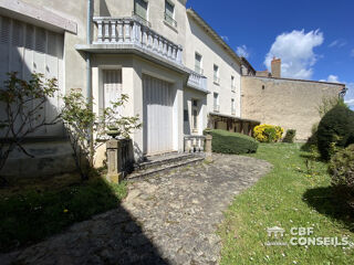  Maison à vendre 15 + pièces 398 m²