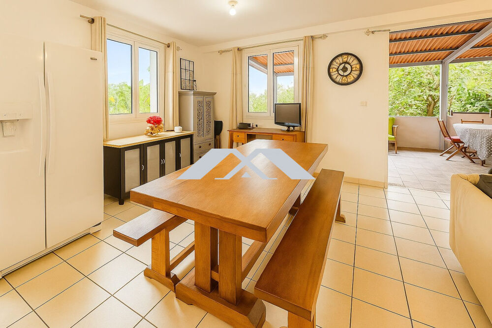 Belle maison individuelle avec dépendance  Saint-Denis  L