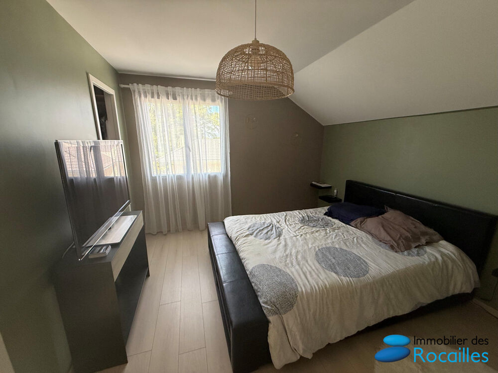 à vendre  Maison Pers-Jussy (74930)