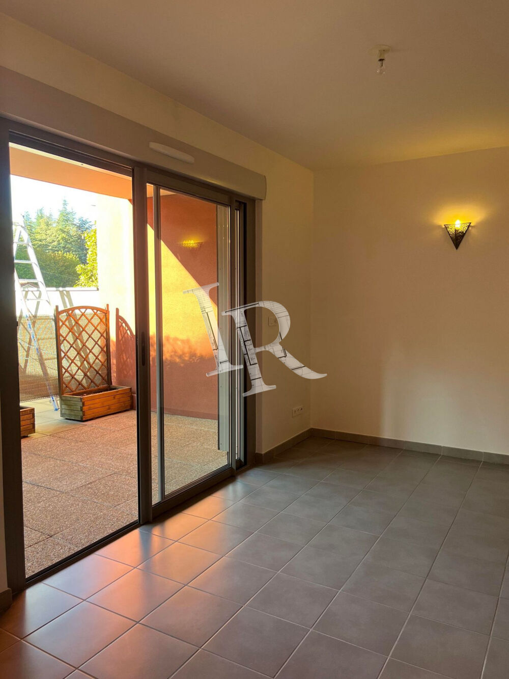 Location Appartement Appartement T2 avec terrasse, cave et garage Le puy-en-velay