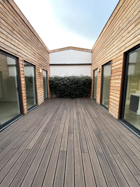  Appartement � louer 7 pi�ces 214 m�