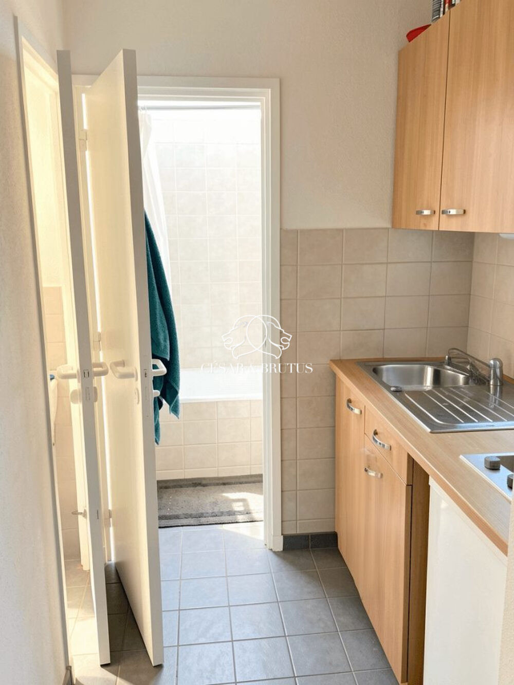 T1 26,34m2 + parking sous sol LMNP