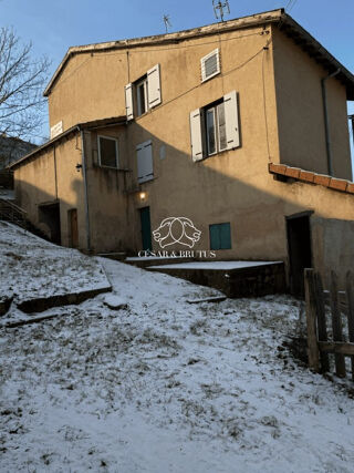  Immeuble � vendre 160 m�