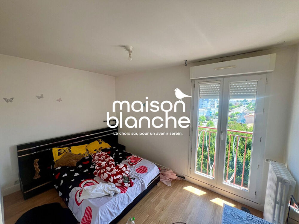 Vente Appartement Saint Maixent Appartement 4 pièce(s) 82 m2 Saint-maixent-l'École