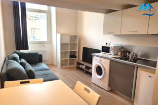  Appartement à louer 2 pièces 27 m²