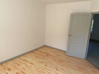  Appartement à louer 2 pièces 49 m²