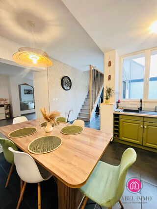  Maison  vendre 5 pices 99 m