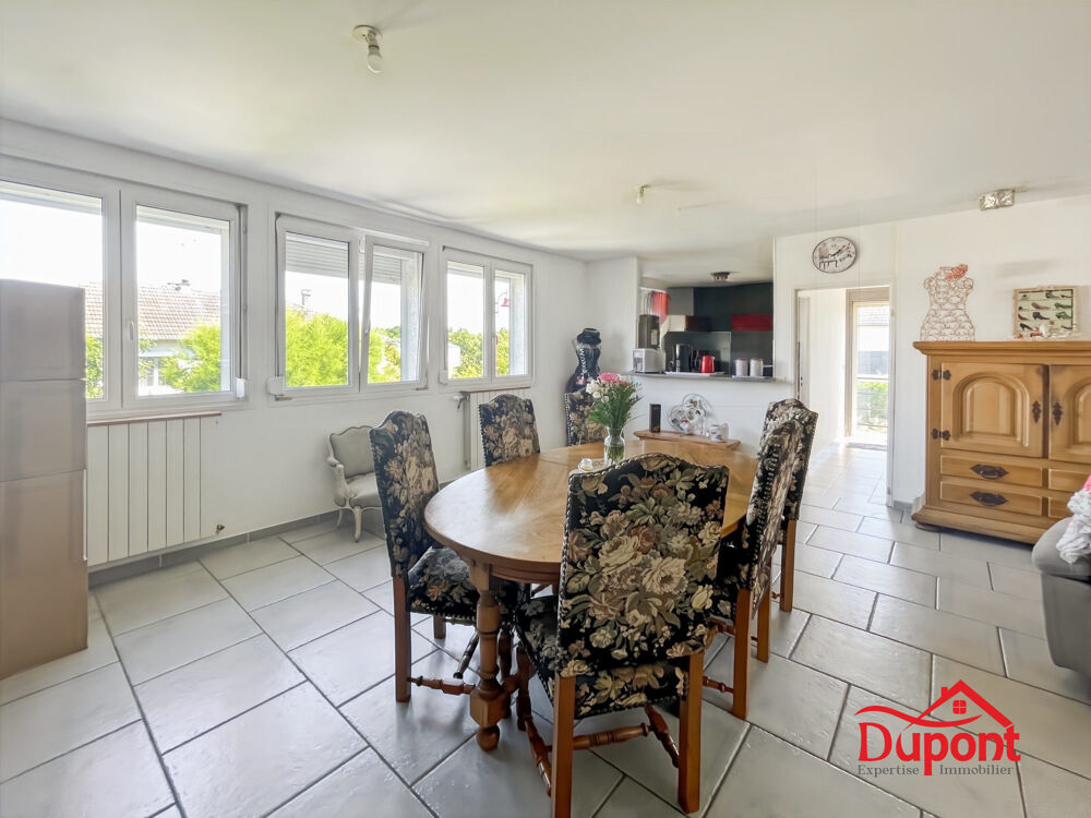 Vente Maison Maison semi individuelle trois chambres, garage et jardin à Gru Grugies