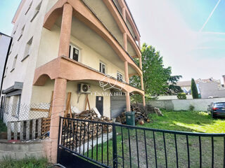  Immeuble à vendre 696 m² Le péage-de-roussillon