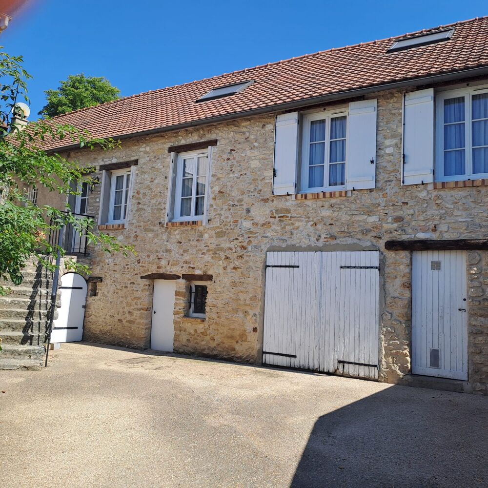 MAISON EN PIERRE T7