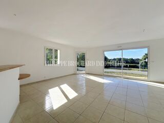  Maison à louer 4 pièces 85 m²