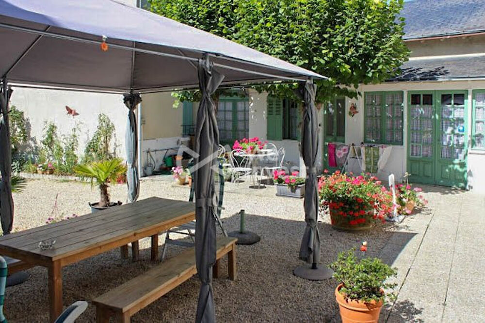 Vente Immeuble EXCLUSIVITÉ INVESTISSEUR – ENSEMBLE IMMOBILIER AVEC APPARTEME La roche-posay