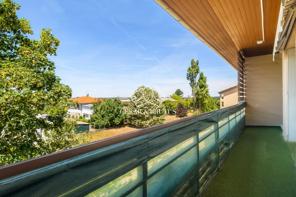 SAINT-LAURENT-DE-MURE - T4 - 80m² - BALCON et CAVE - VUE DEGAGE