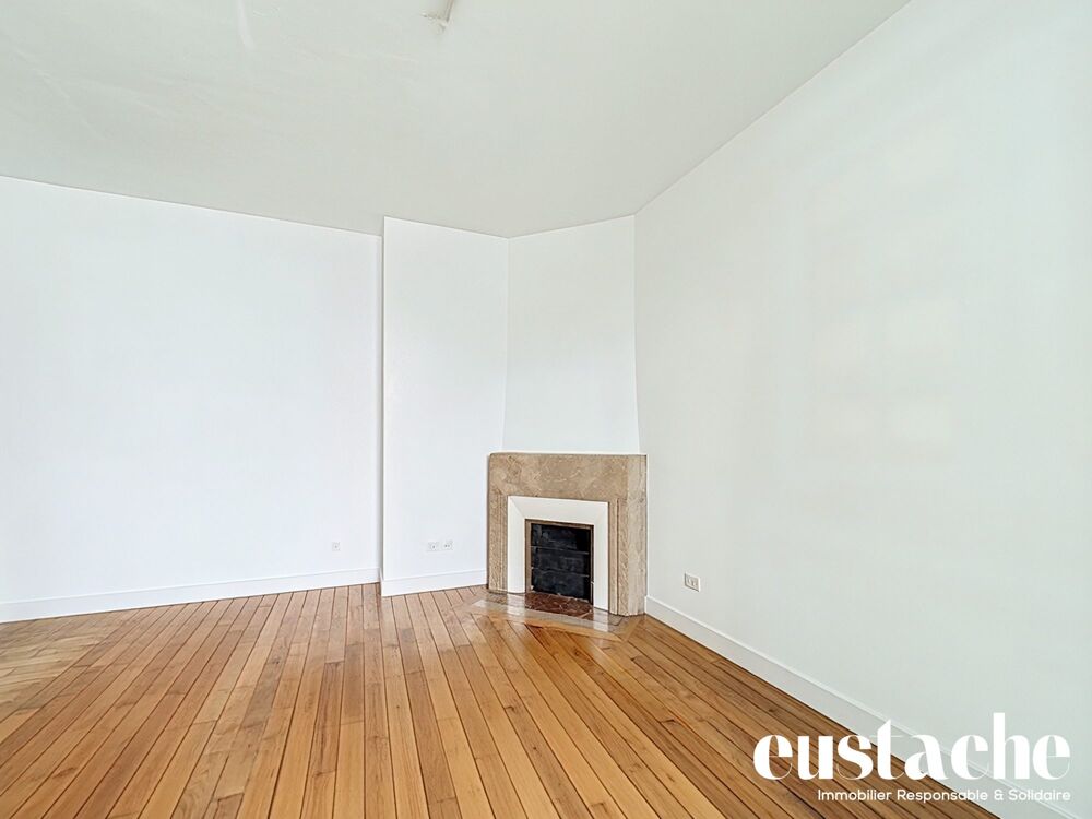 Vente Appartement 2 pièces sur cour en étage avec ascenseur Paris 20
