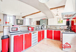  Maison à vendre 10 pièces 288 m²