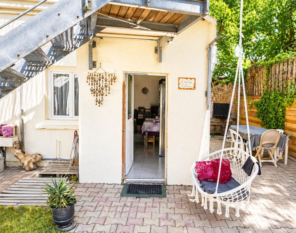 APPARTEMENT EN REZ DE JARDIN