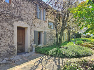  Maison à vendre 8 pièces 215 m²