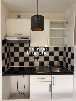  Appartement à louer 2 pièces 39 m²