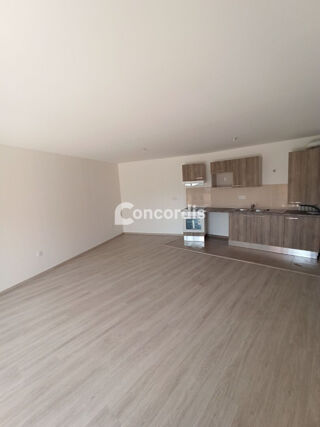  Appartement à louer 3 pièces 71 m²
