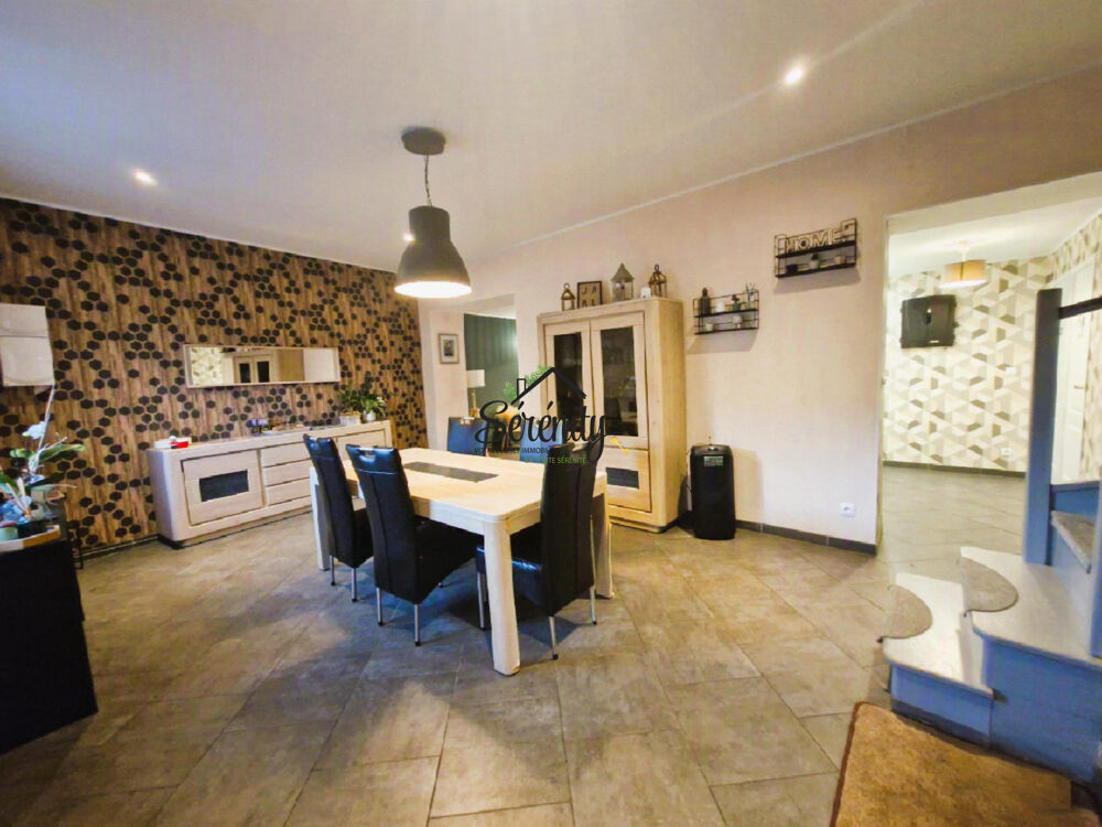 Vente Maison Maison rénovée avec grands volumes, terrasse couverte et jardi Quiéry-la-motte