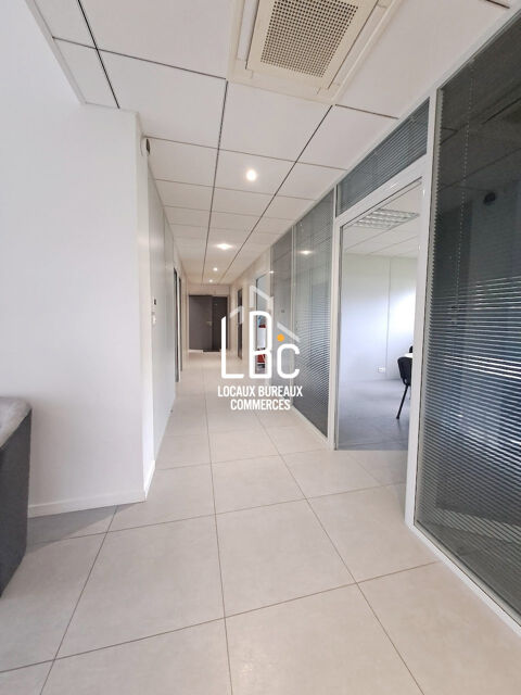   Remouillé - Bâtiment de bureaux 207 m² à vendre 