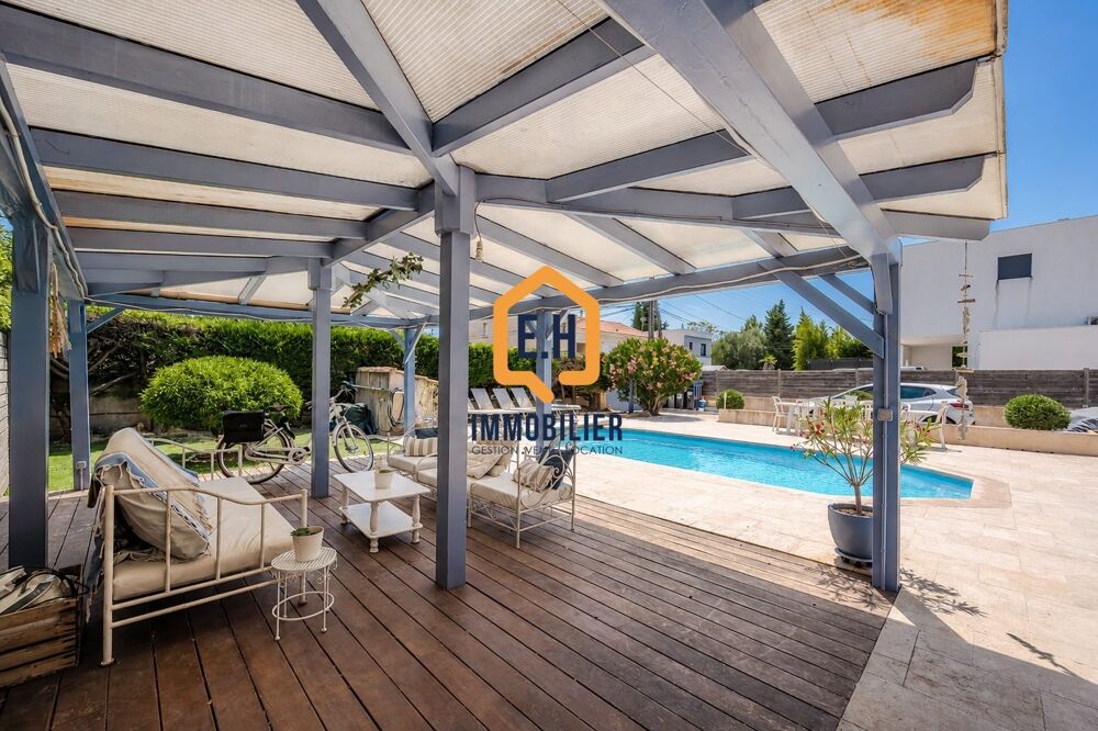 Élégante villa familiale de 221 m² utiles avec piscine, jardi