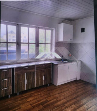  Immeuble � vendre 330 m�