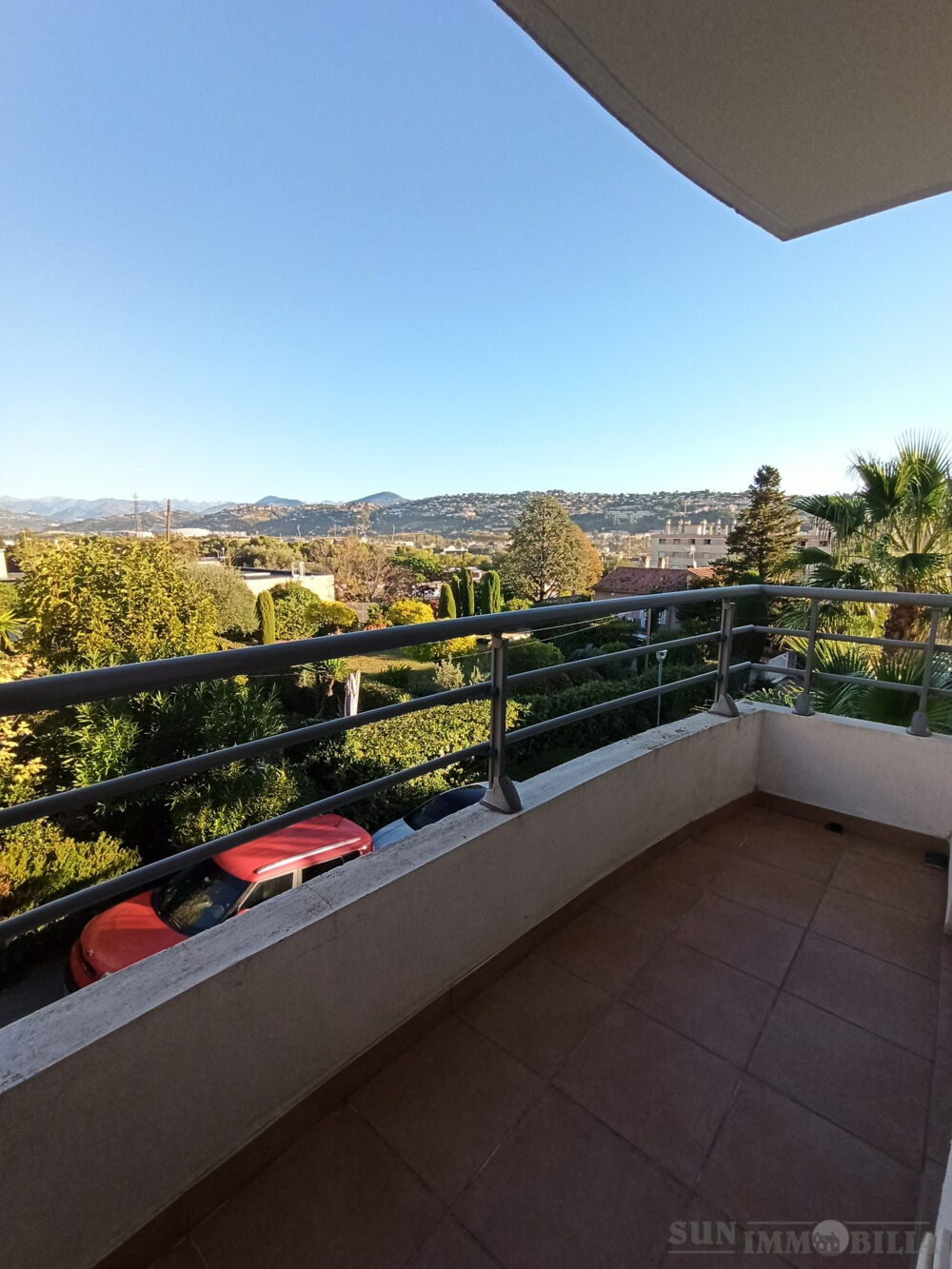 Location Appartement ST LAURENT DU VAR Studio meublé Saint-laurent-du-var