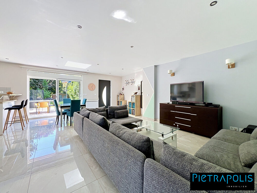 MAISON 4 CHAMBRES 1 BUREAU 144m²