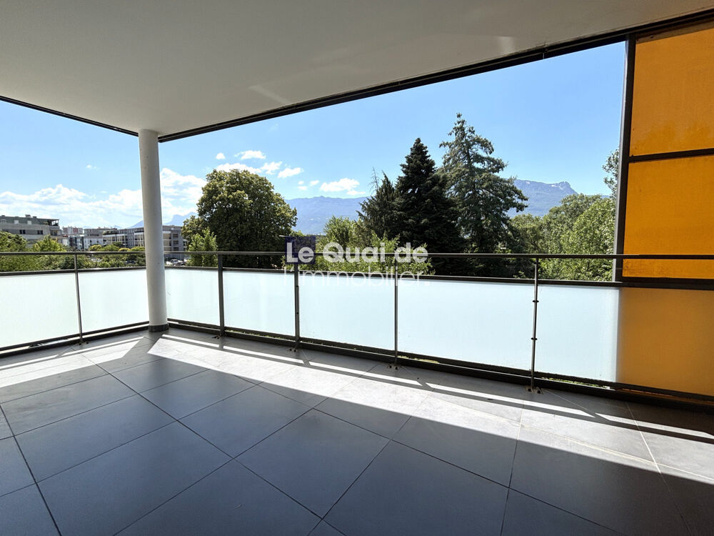 Vente Appartement T3 AVEC TERRASSE ET POSSIBILITE GARAGE Échirolles