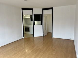  Appartement à louer 2 pièces 48 m²