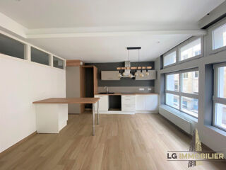  Appartement à louer 3 pièces 74 m²