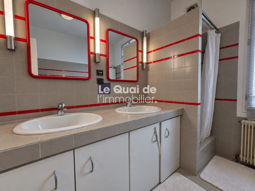 Vente Maison A VENDRE : MAISON 6 PIECES (197 m²) Grenoble